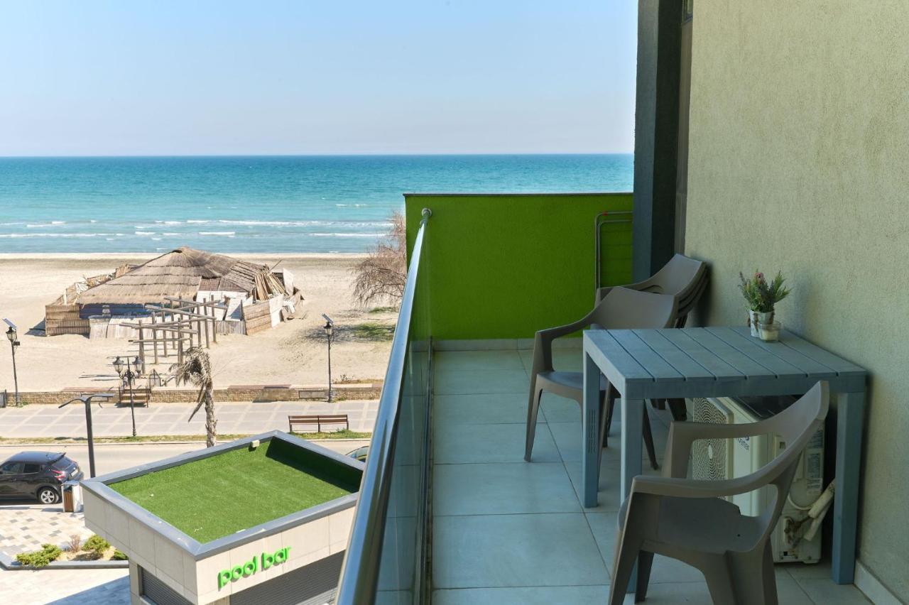 Glamour Red apartment 22 in Alezzi Spa Pool resort Mamaia Esterno foto