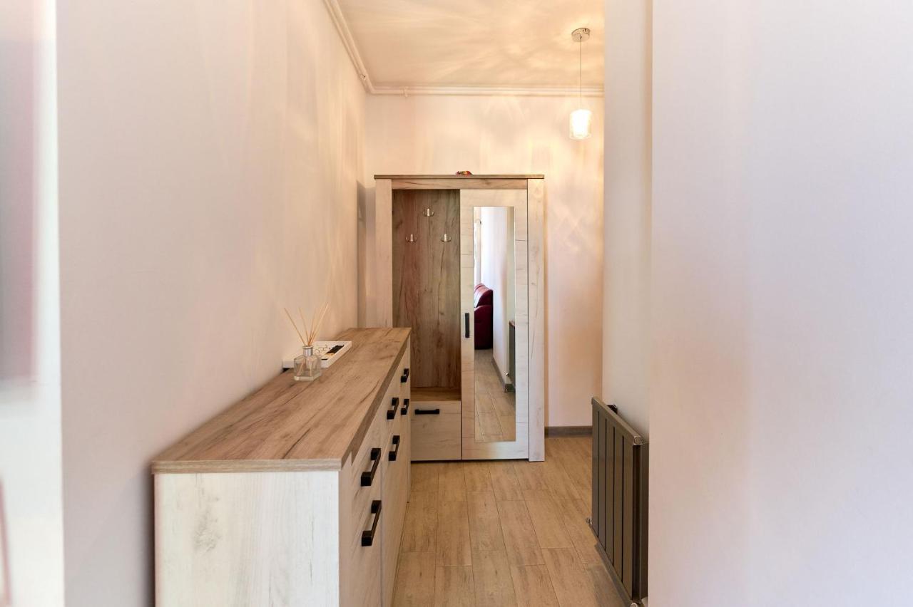 Glamour Red apartment 22 in Alezzi Spa Pool resort Mamaia Esterno foto