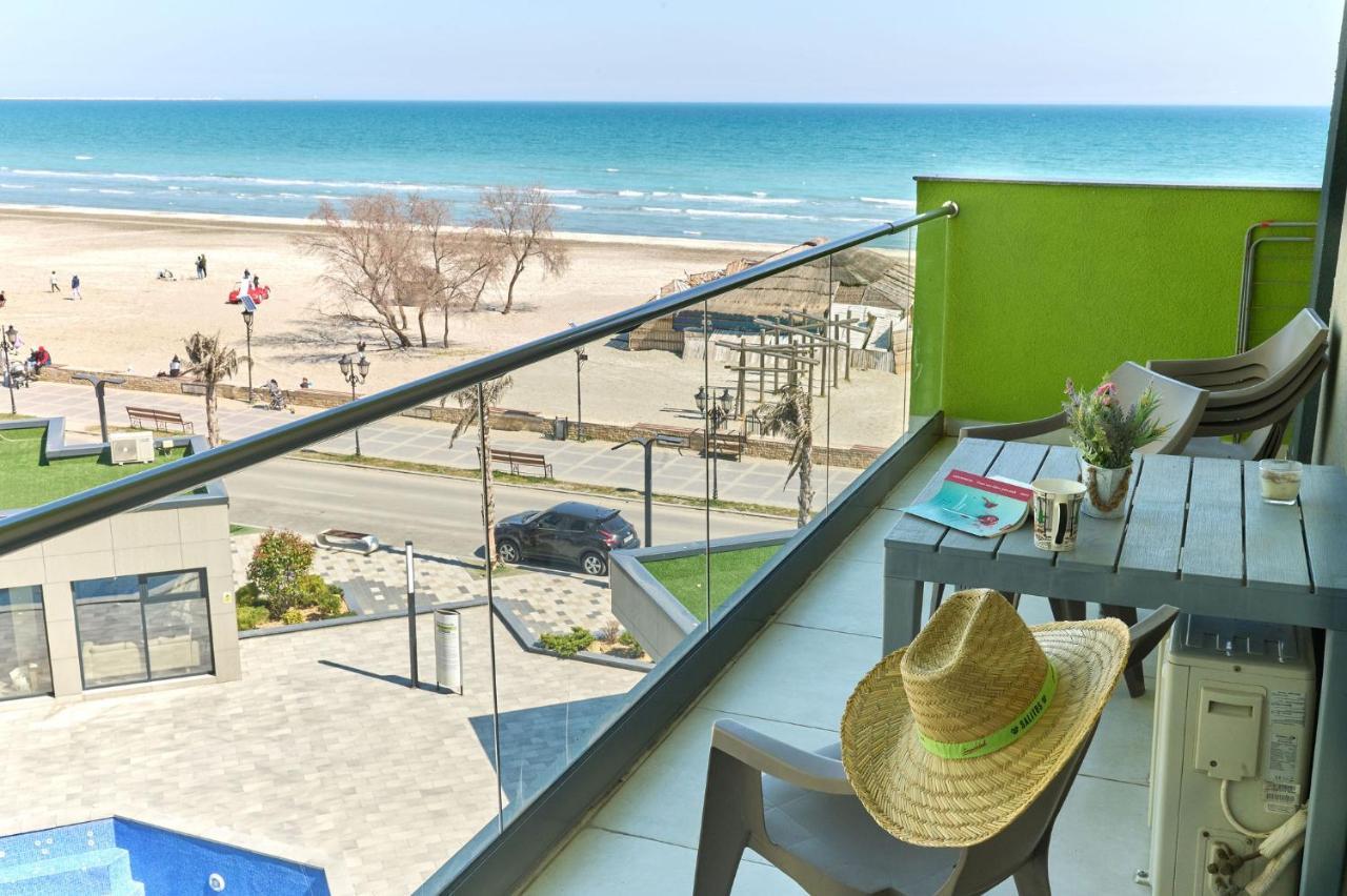 Glamour Red apartment 22 in Alezzi Spa Pool resort Mamaia Esterno foto