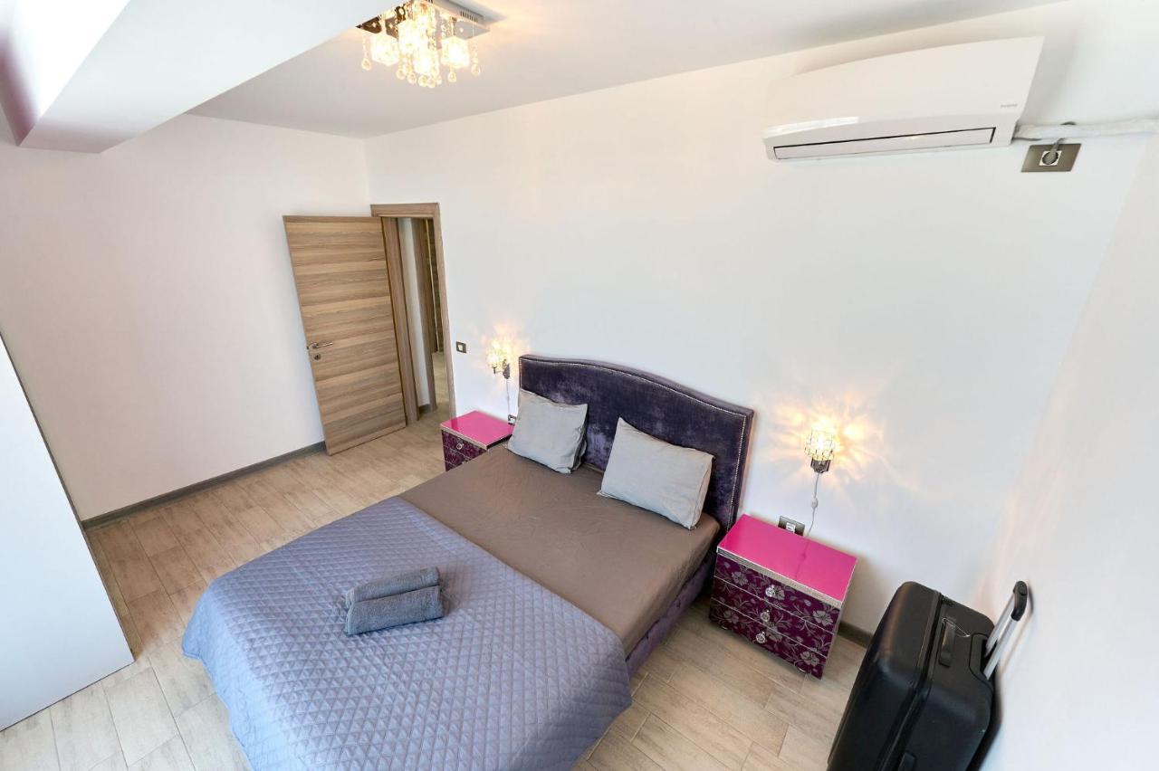 Glamour Red apartment 22 in Alezzi Spa Pool resort Mamaia Esterno foto